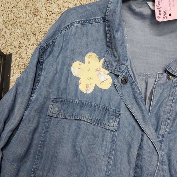 3689 Size XXXL Upcycled Time & True Light Weight Jean Jacket. - Picture 5 of 10